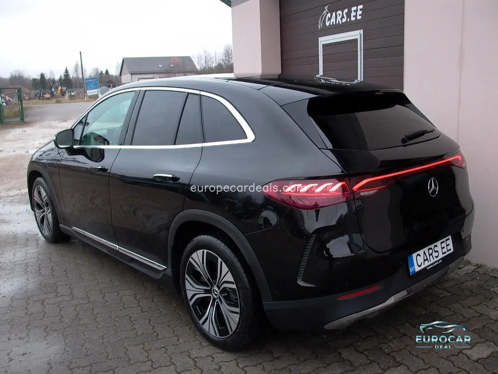 Mercedes-Benz EQE SUV