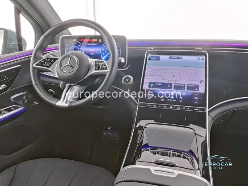 Mercedes-Benz EQE SUV