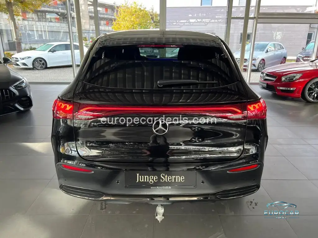 Mercedes-Benz EQE SUV