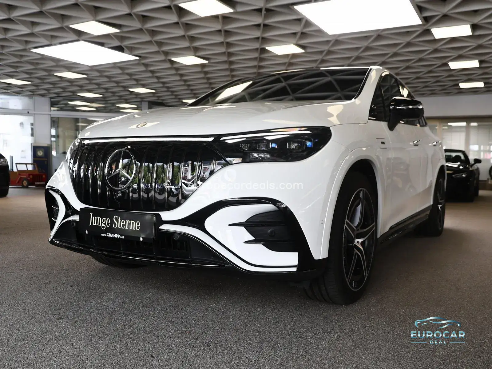 Mercedes-Benz EQE SUV