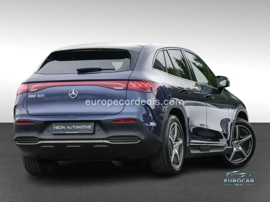 Mercedes-Benz EQE SUV