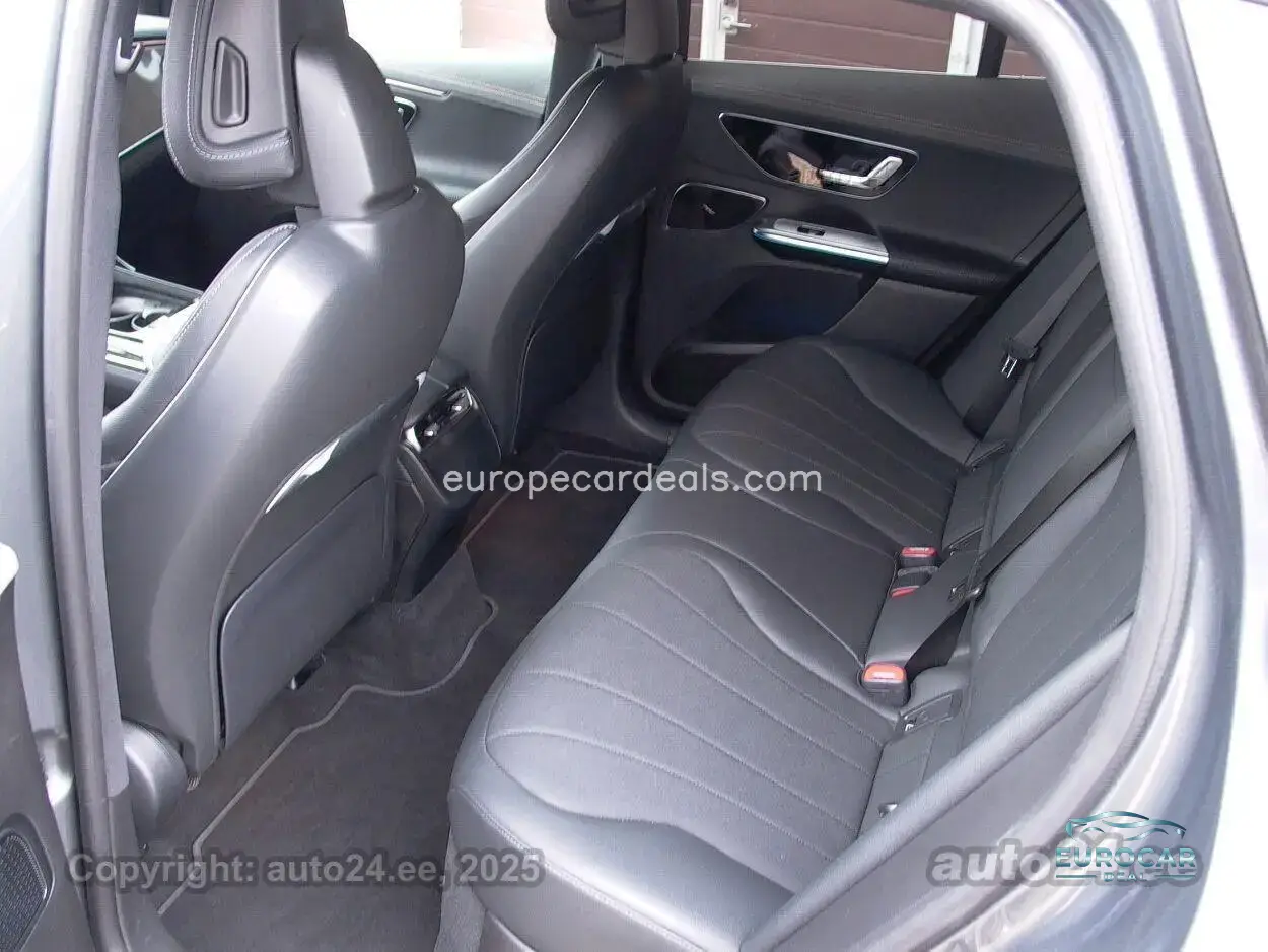 Mercedes-Benz EQE SUV