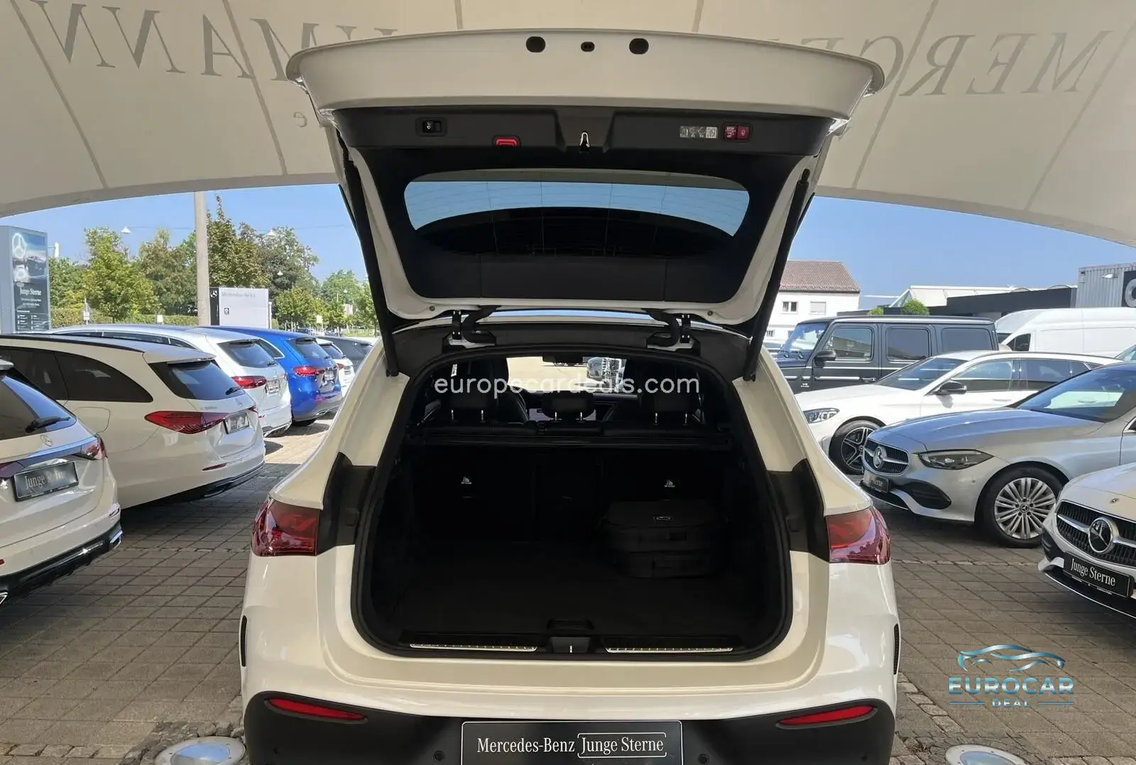 Mercedes-Benz EQE SUV