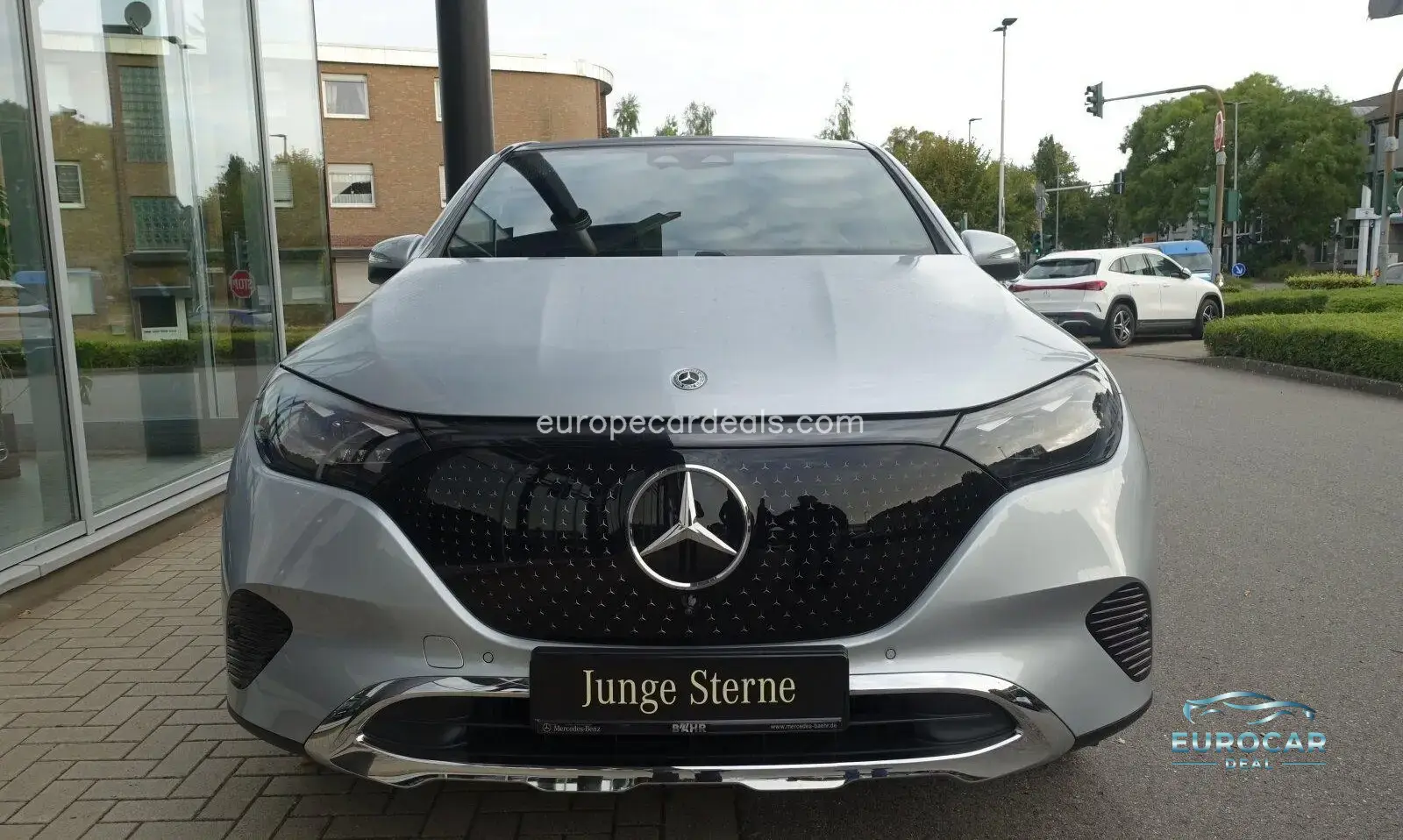 Mercedes-Benz EQE SUV
