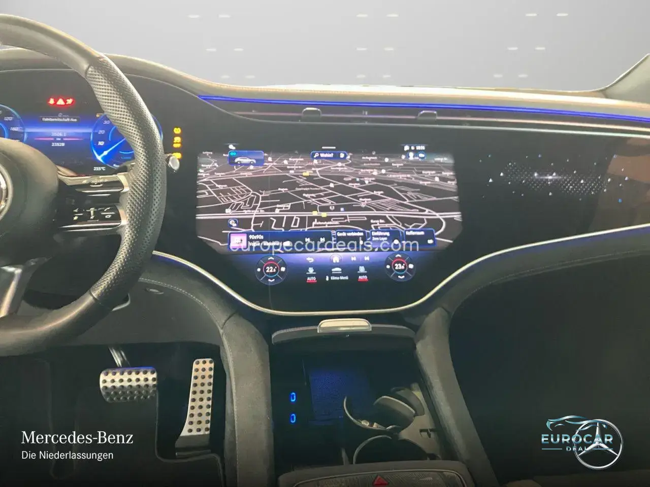 Mercedes-Benz EQE SUV
