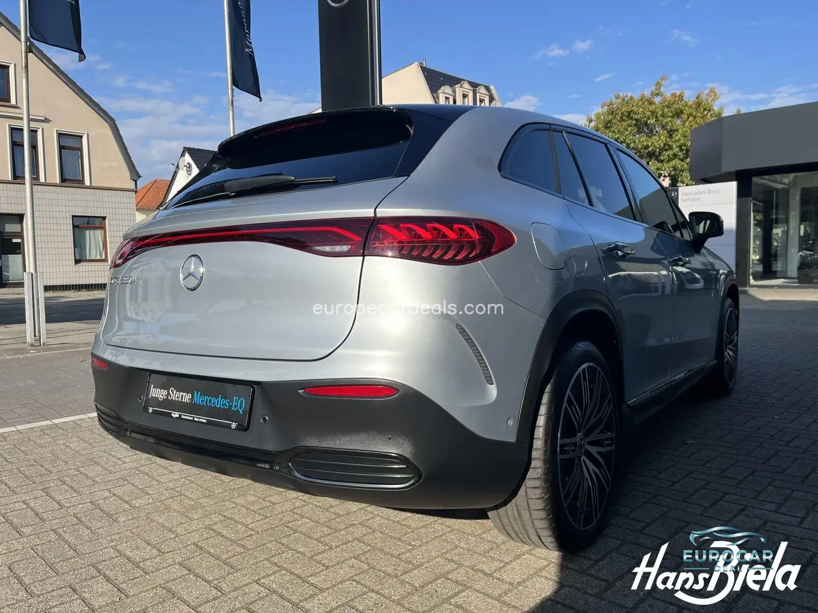 Mercedes-Benz EQE SUV