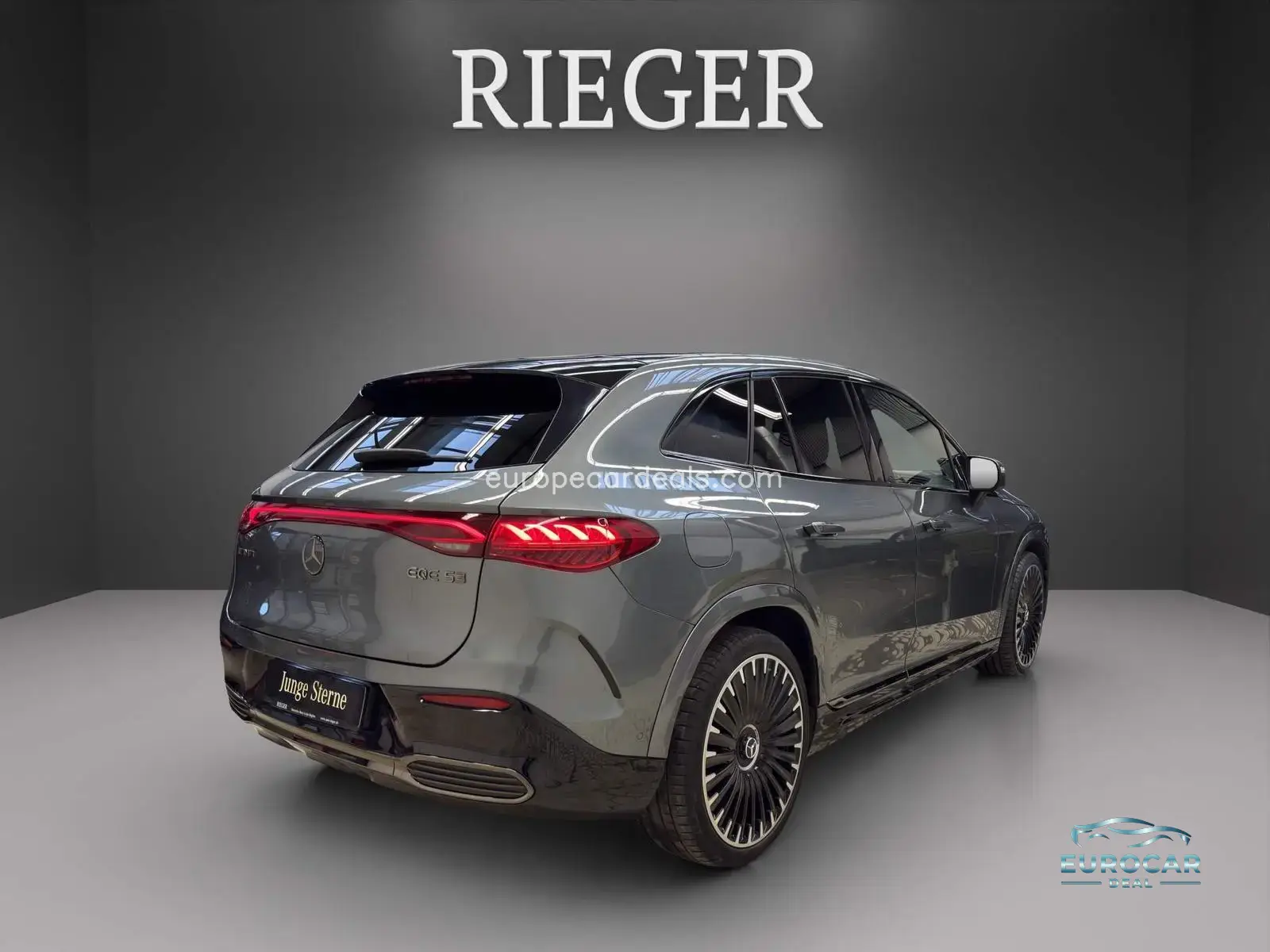 Mercedes-Benz EQE SUV