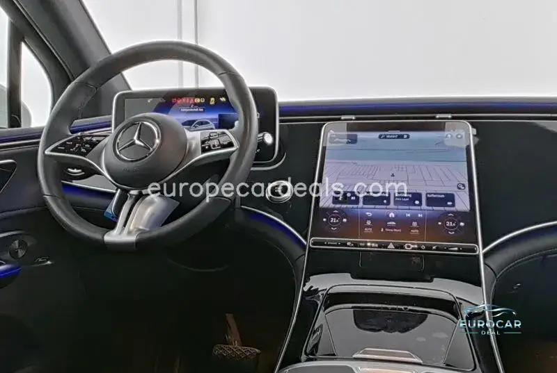 Mercedes-Benz EQE SUV