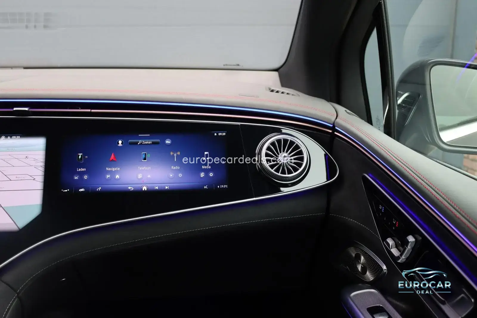 Mercedes-Benz EQE SUV