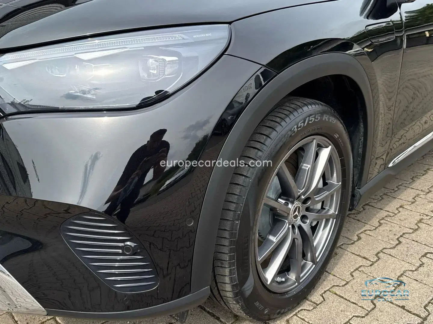 Mercedes-Benz EQE SUV