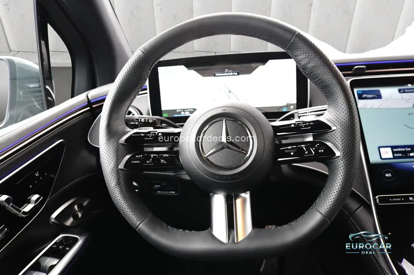 Mercedes-Benz EQE SUV