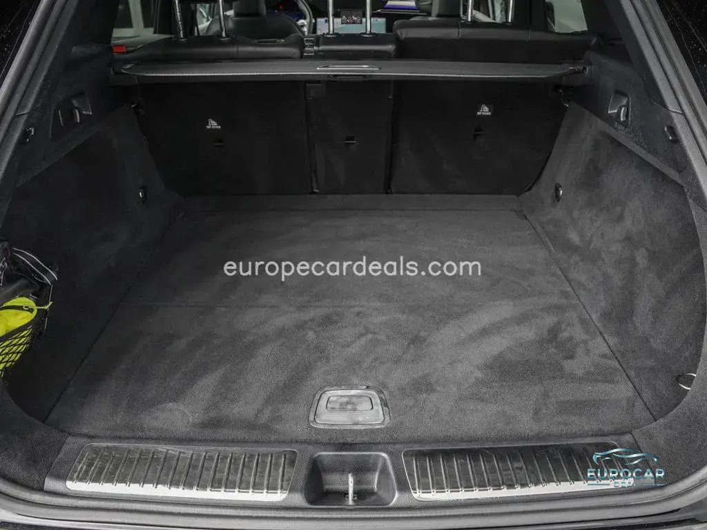 Mercedes-Benz EQE SUV