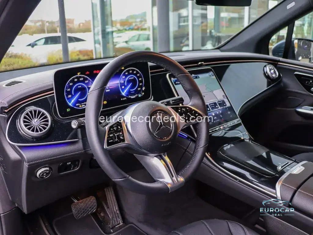 Mercedes-Benz EQE SUV