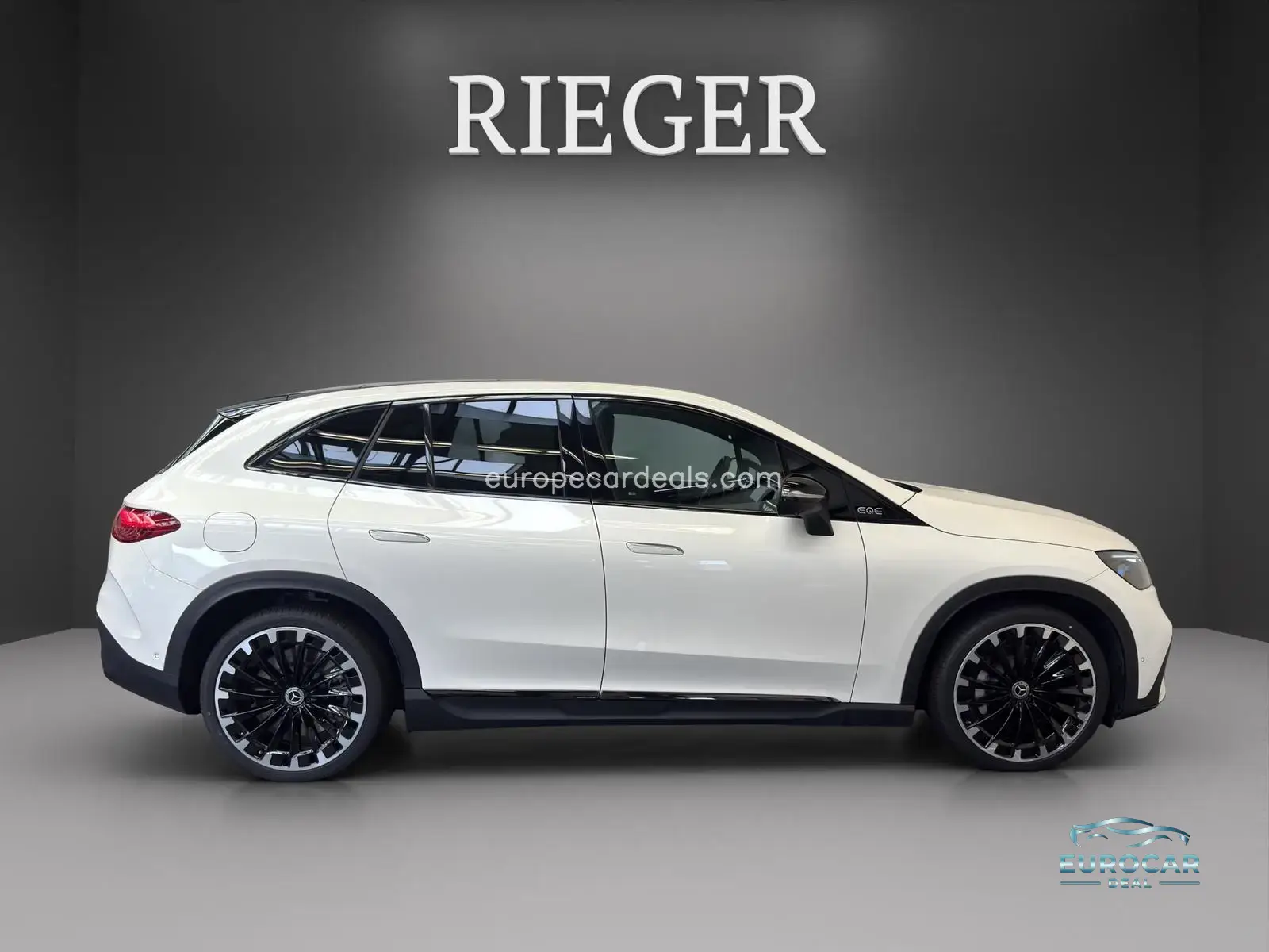 Mercedes-Benz EQE SUV