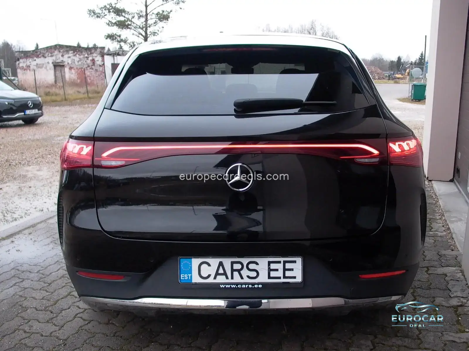 Mercedes-Benz EQE SUV