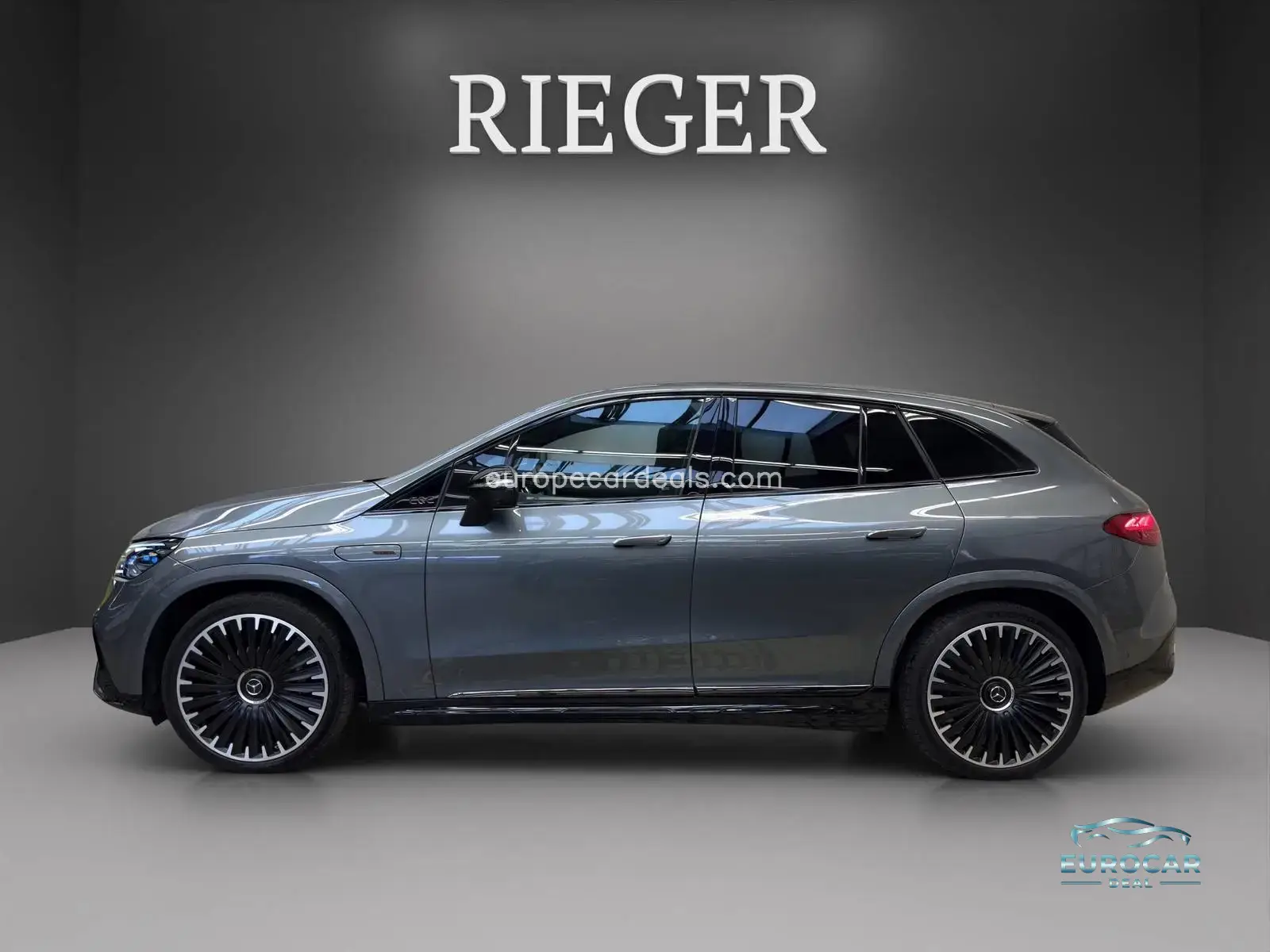 Mercedes-Benz EQE SUV