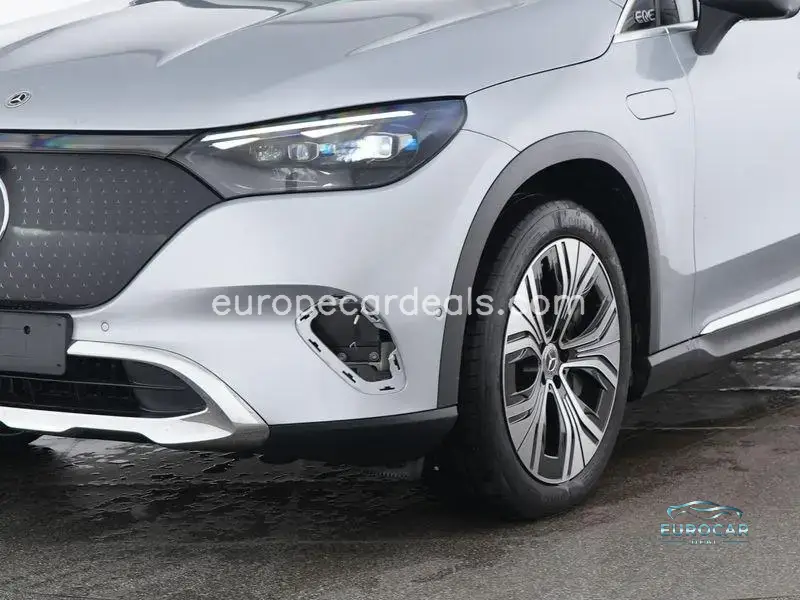 Mercedes-Benz EQE SUV