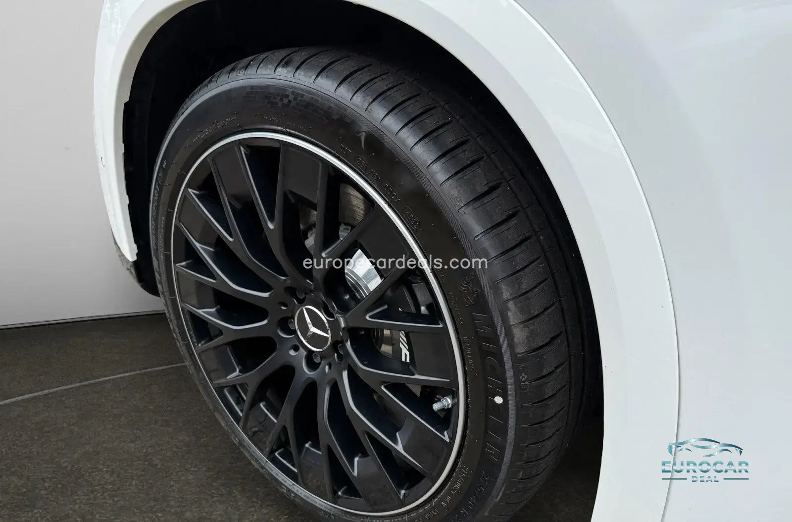 Mercedes-Benz EQE SUV