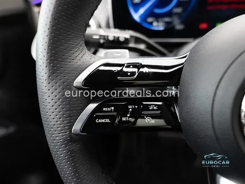 Mercedes-Benz EQE SUV