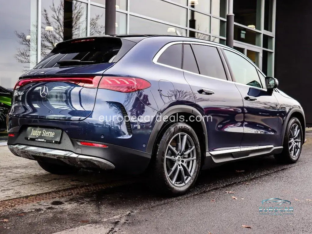 Mercedes-Benz EQE SUV
