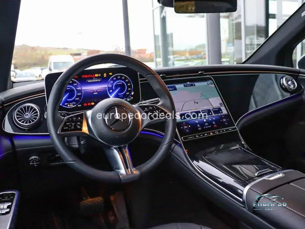 Mercedes-Benz EQE SUV