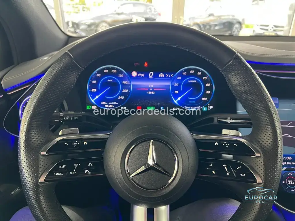Mercedes-Benz EQE SUV