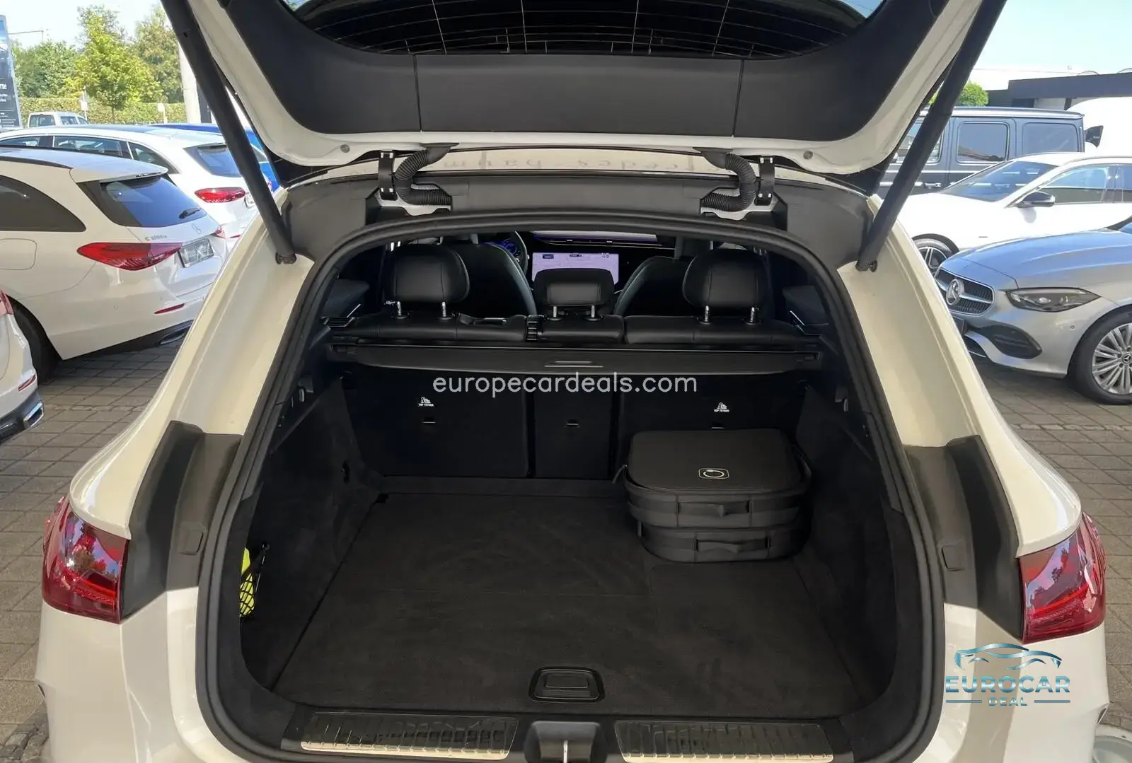 Mercedes-Benz EQE SUV