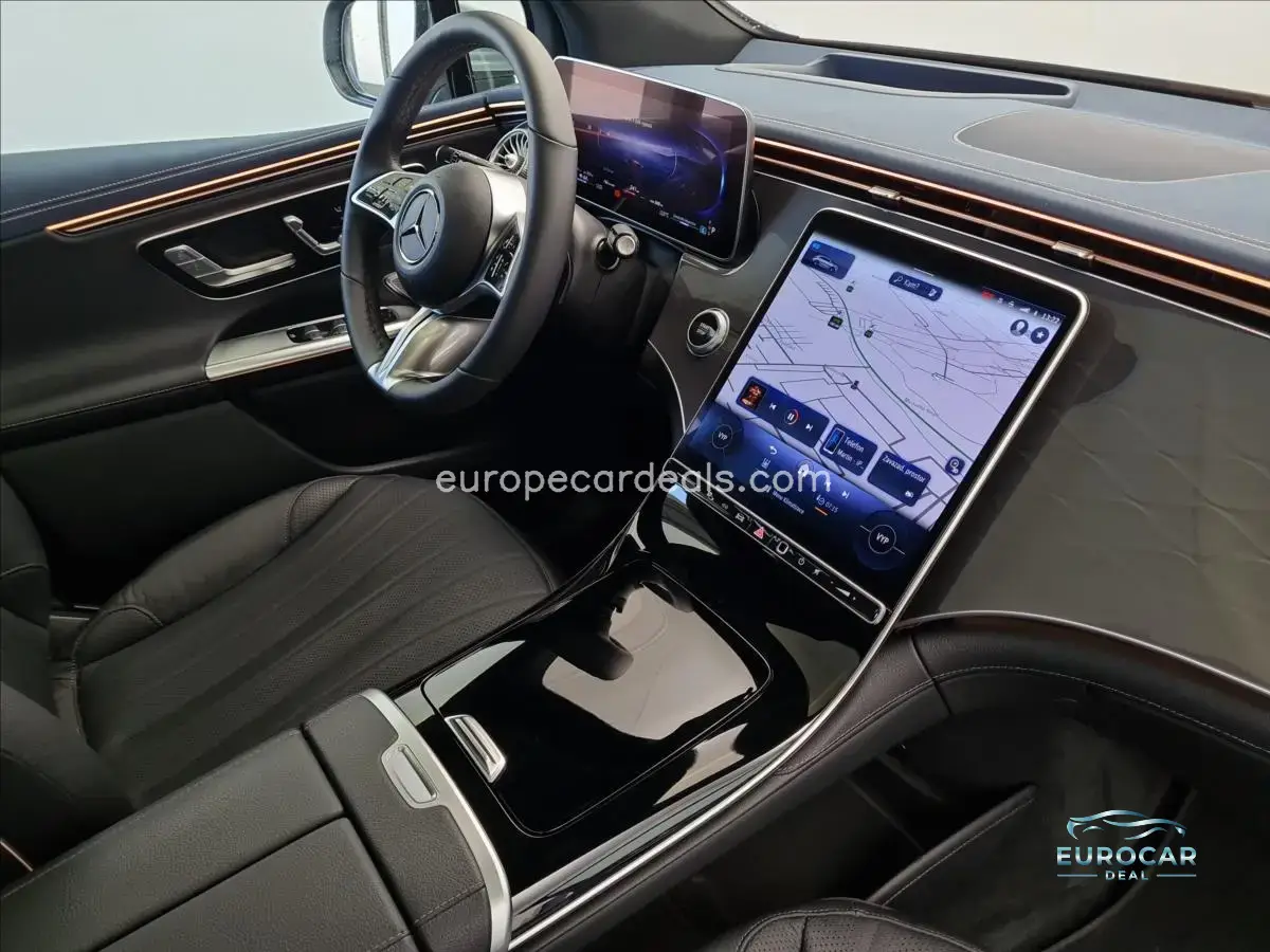 Mercedes-Benz EQE SUV