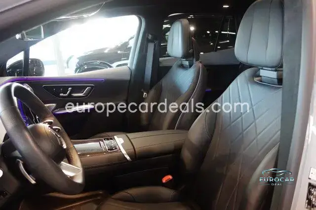 Mercedes-Benz EQE SUV