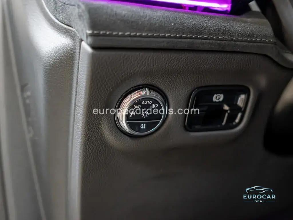 Mercedes-Benz EQE SUV