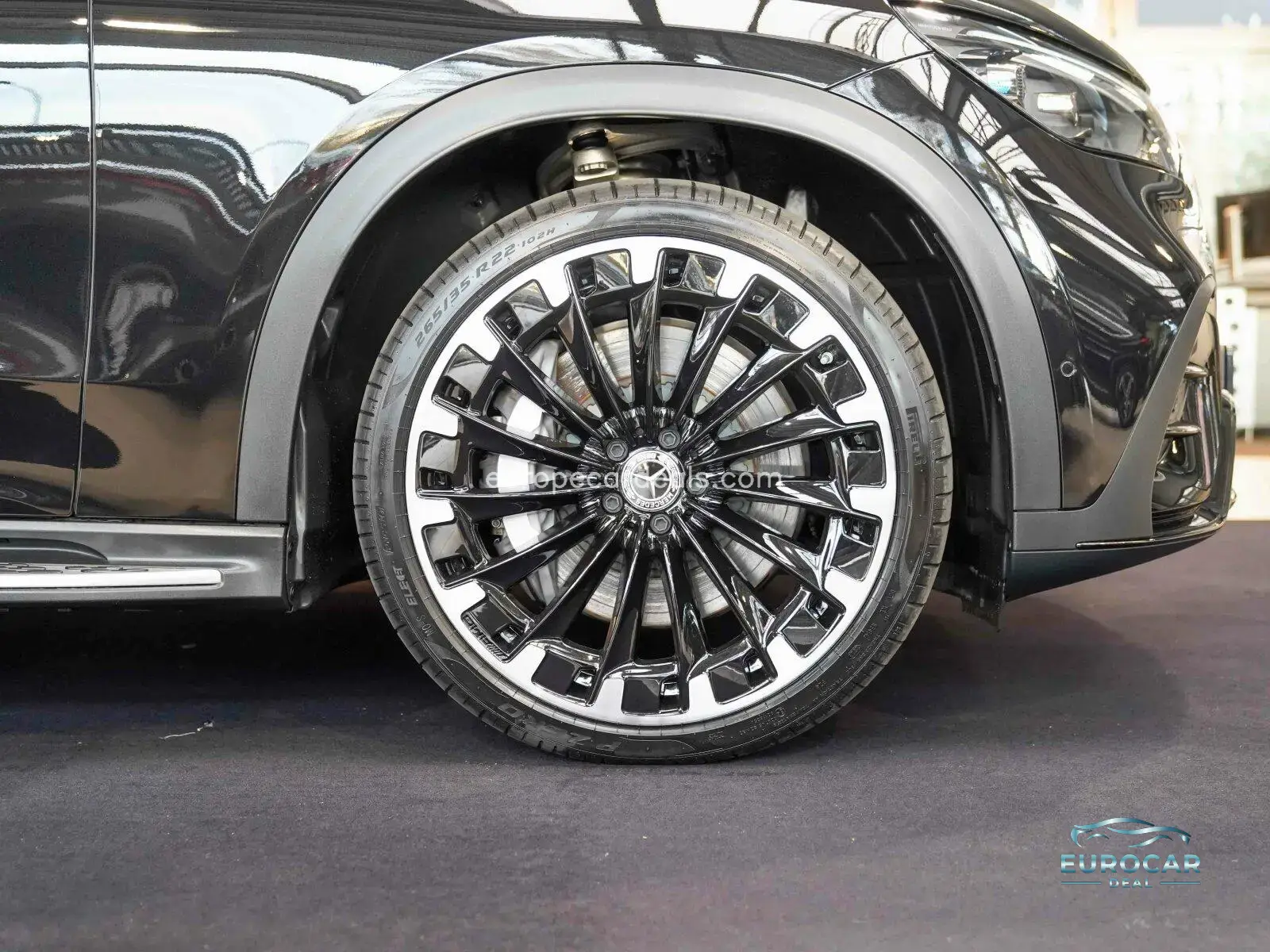 Mercedes-Benz EQE SUV