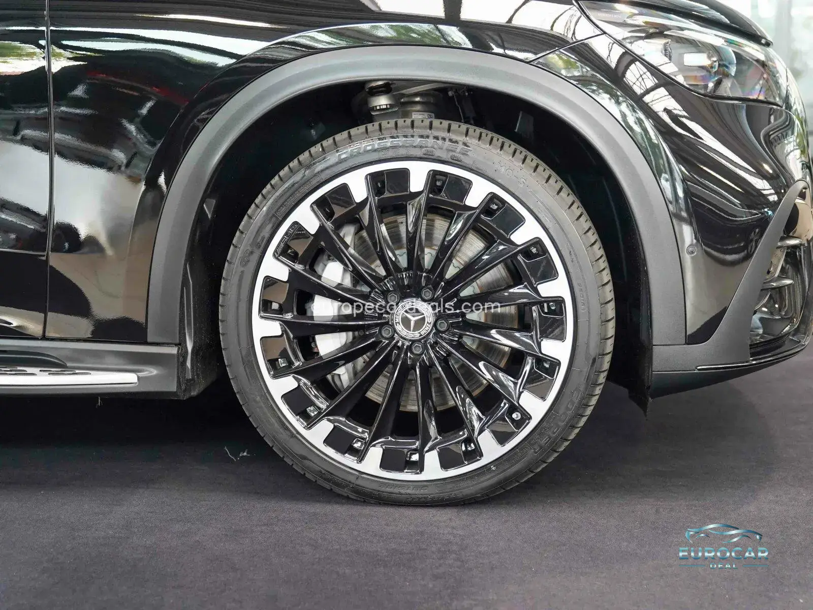Mercedes-Benz EQE SUV