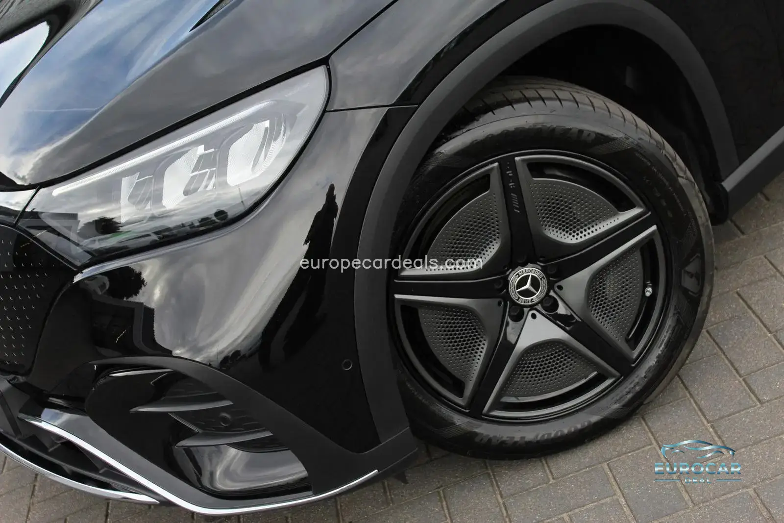 Mercedes-Benz EQE SUV