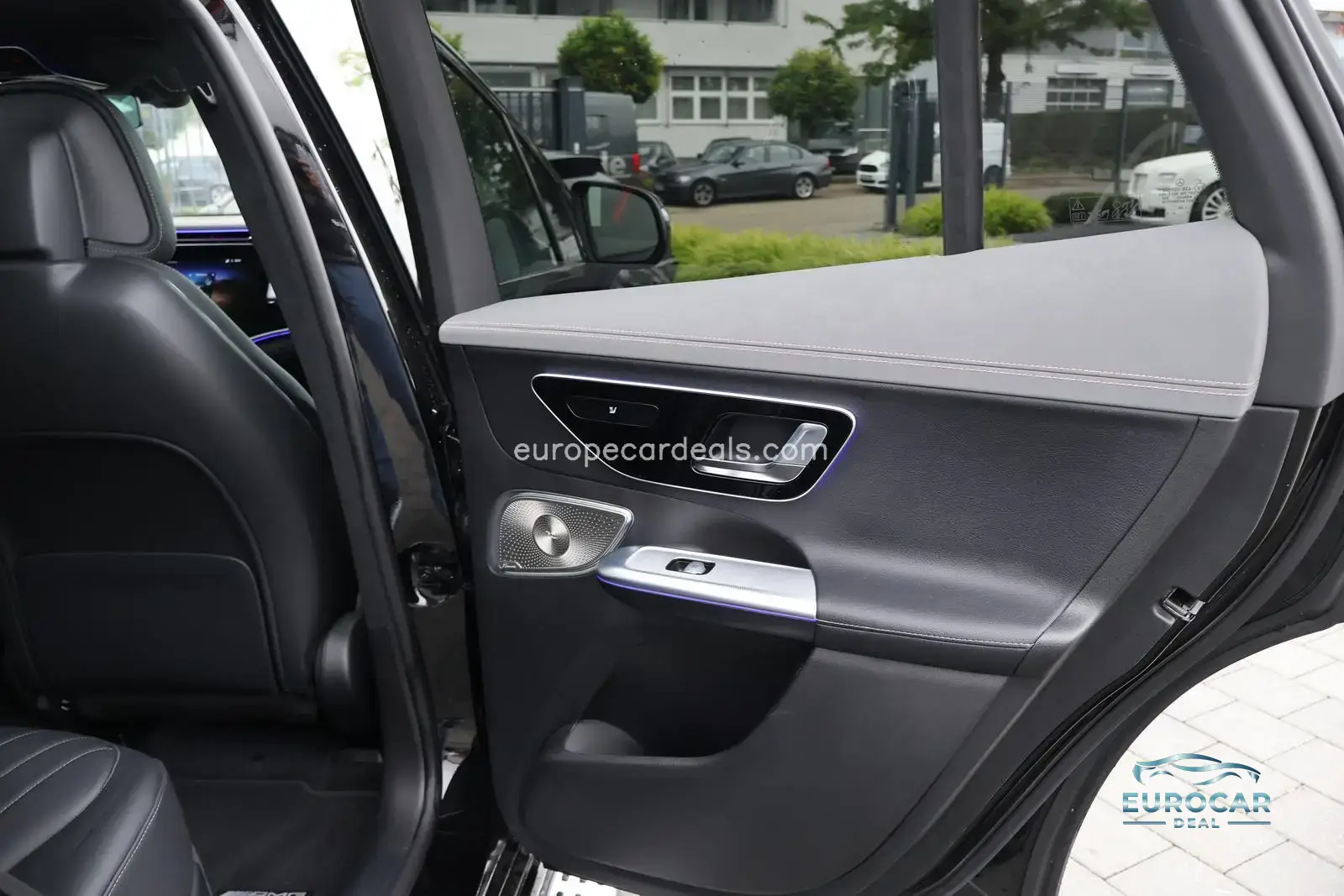 Mercedes-Benz EQE SUV