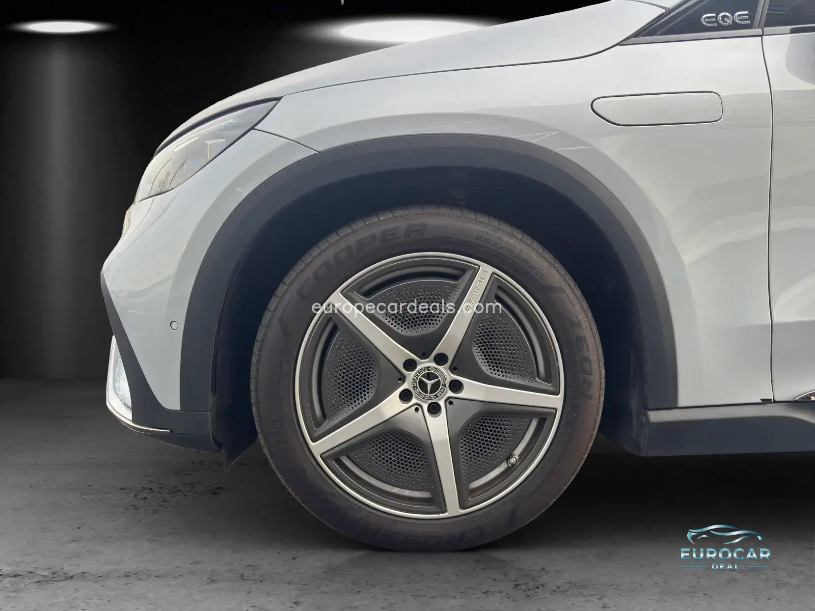 Mercedes-Benz EQE SUV