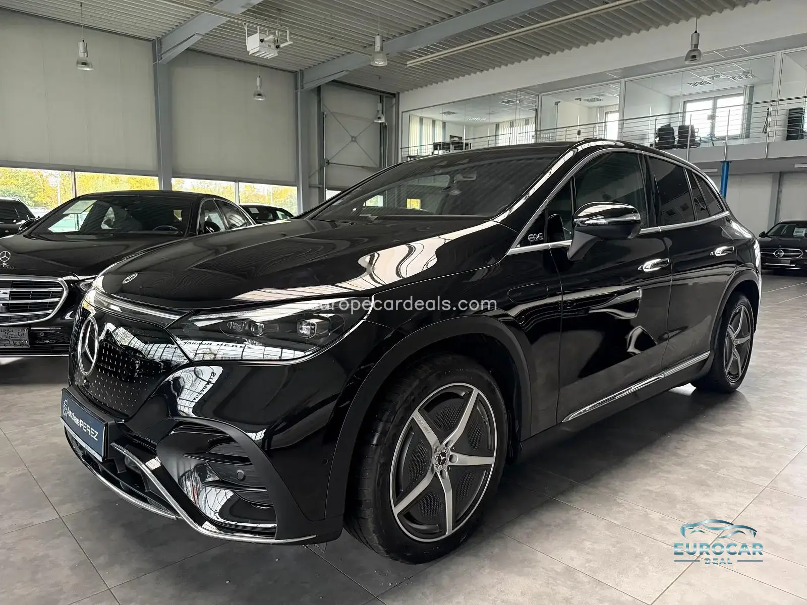 Mercedes-Benz EQE SUV