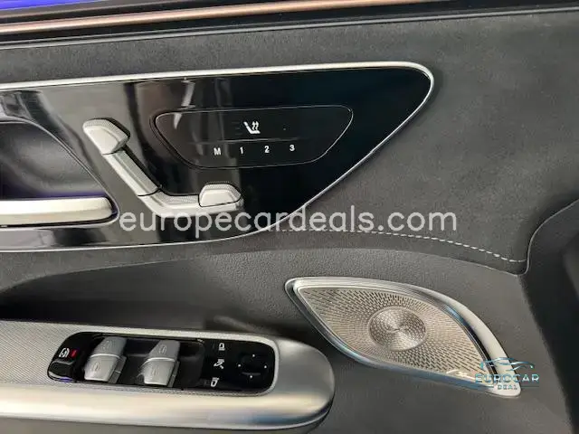 Mercedes-Benz EQE SUV