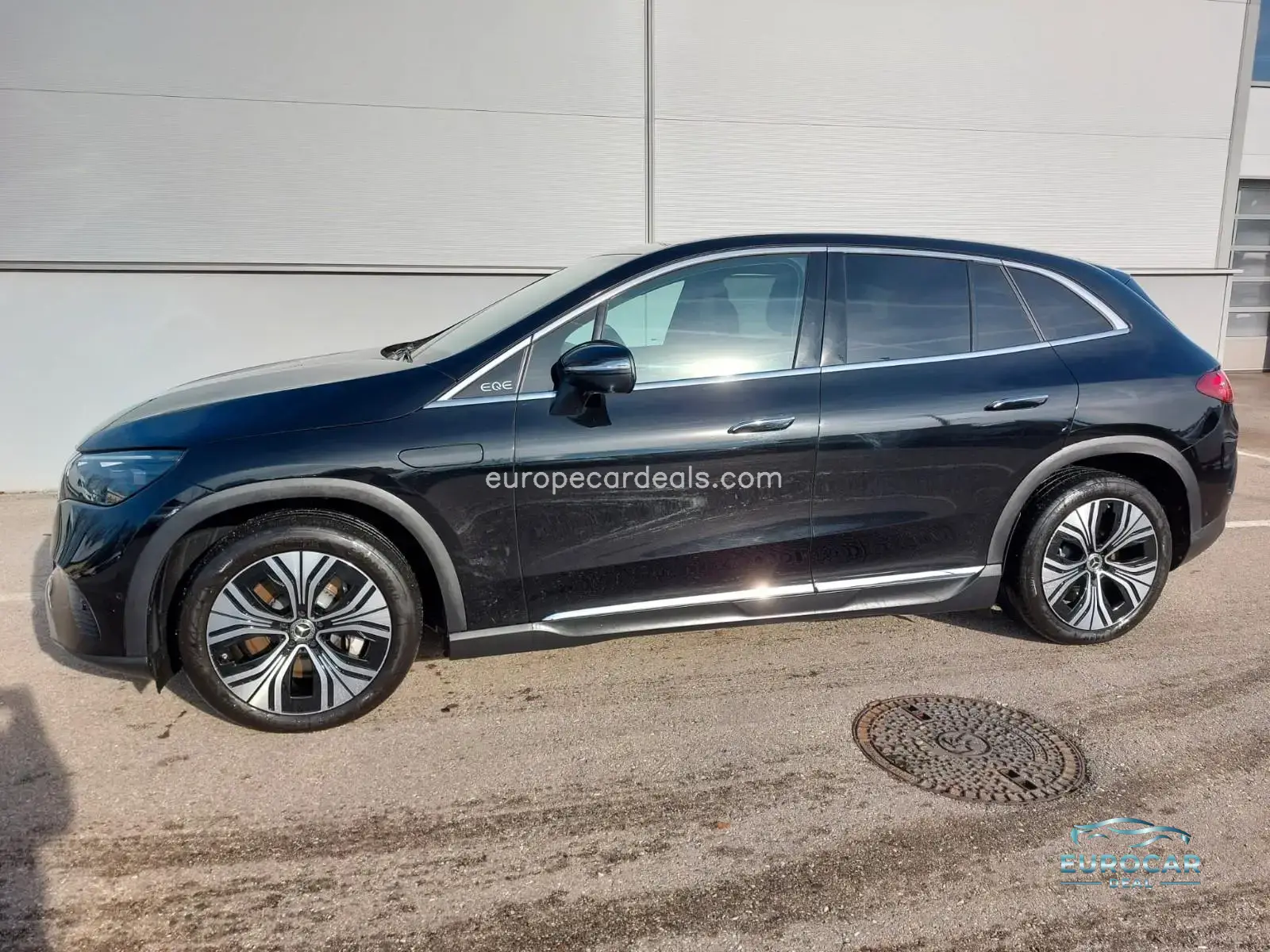 Mercedes-Benz EQE SUV