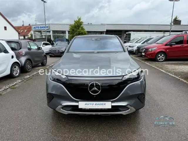 Mercedes-Benz EQE SUV