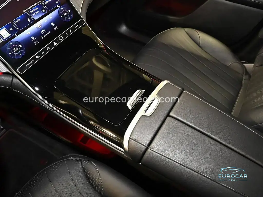Mercedes-Benz EQE SUV