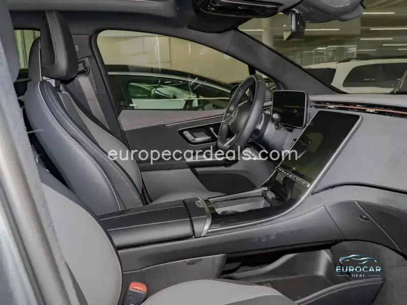 Mercedes-Benz EQE SUV