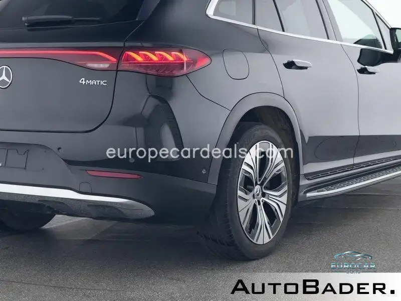 Mercedes-Benz EQE SUV