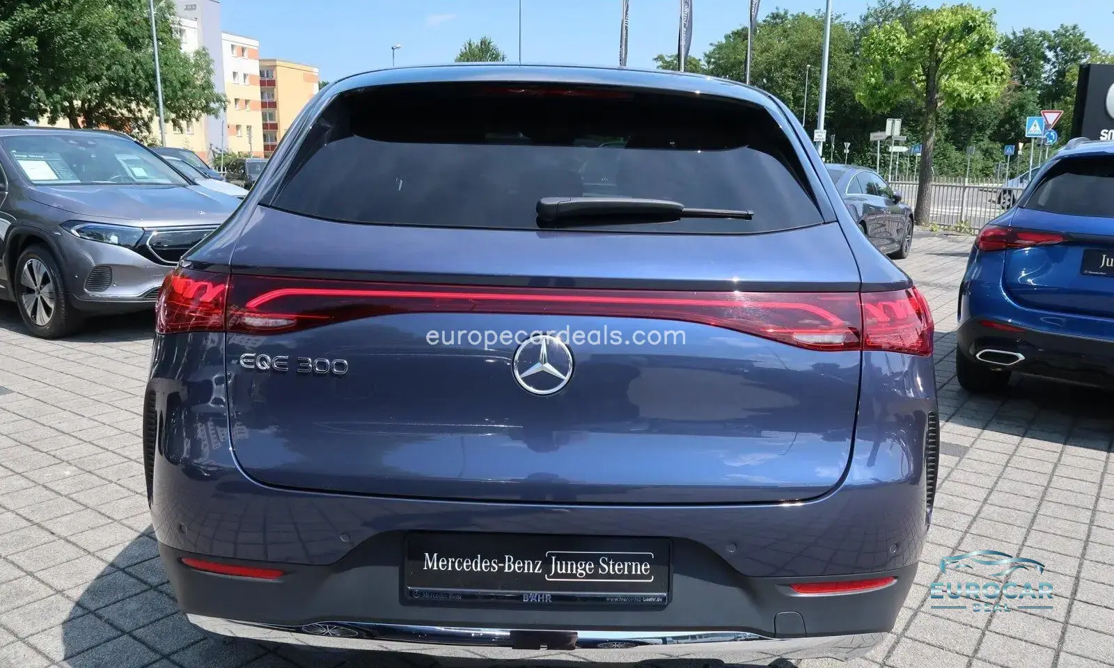 Mercedes-Benz EQE SUV