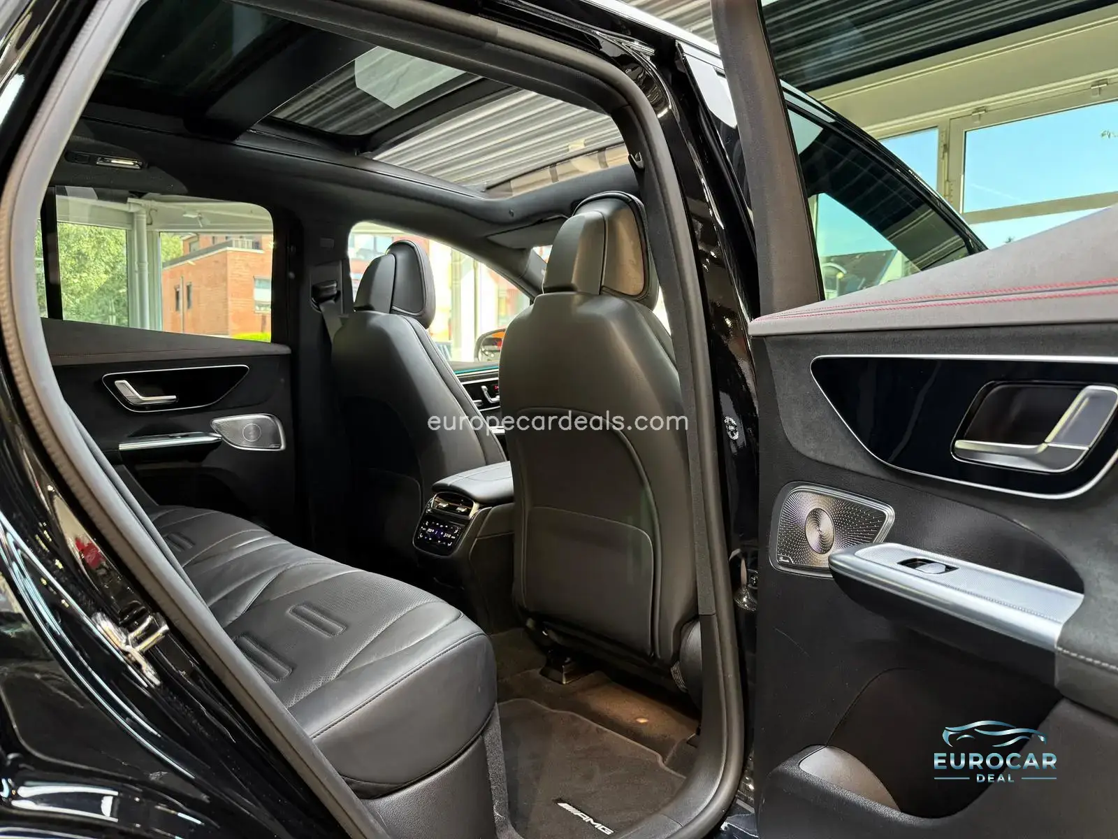 Mercedes-Benz EQE SUV