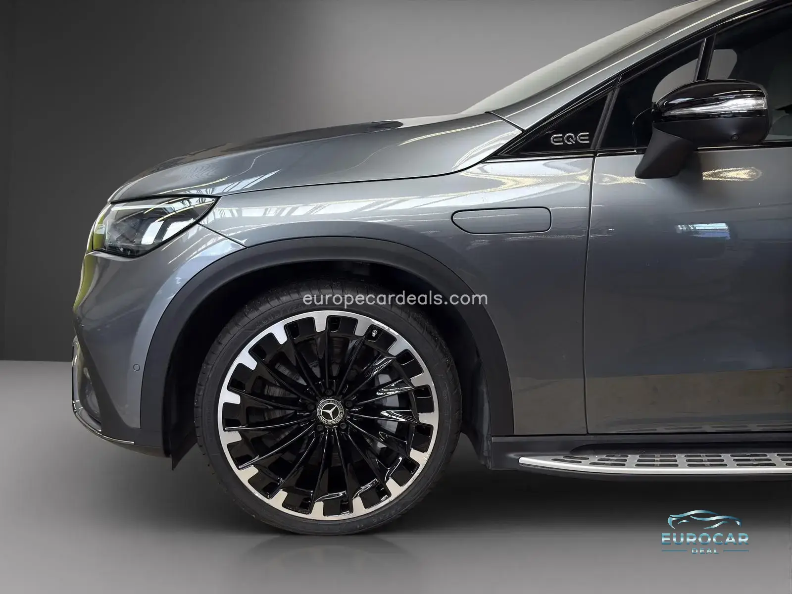 Mercedes-Benz EQE SUV