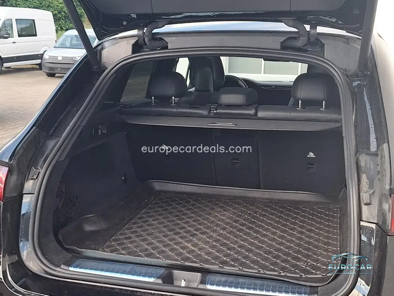 Mercedes-Benz EQE SUV