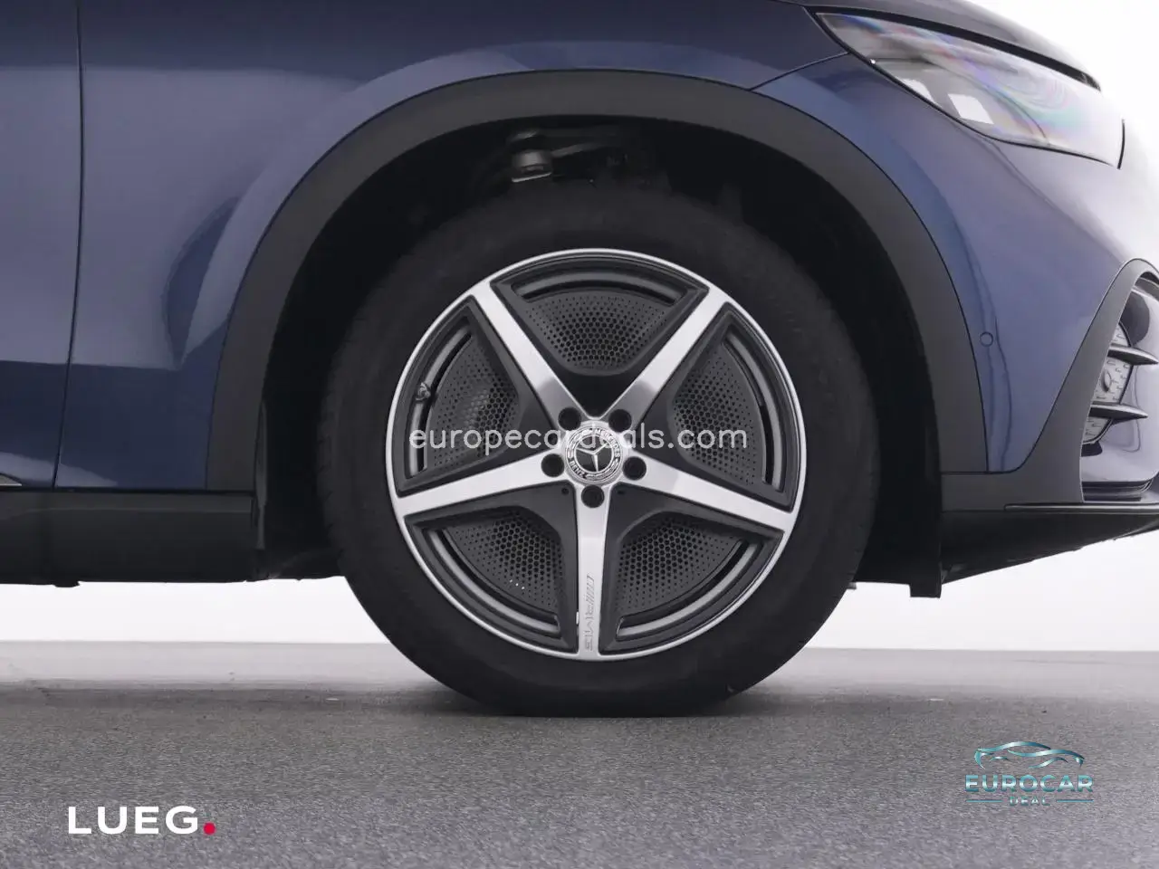 Mercedes-Benz EQE SUV