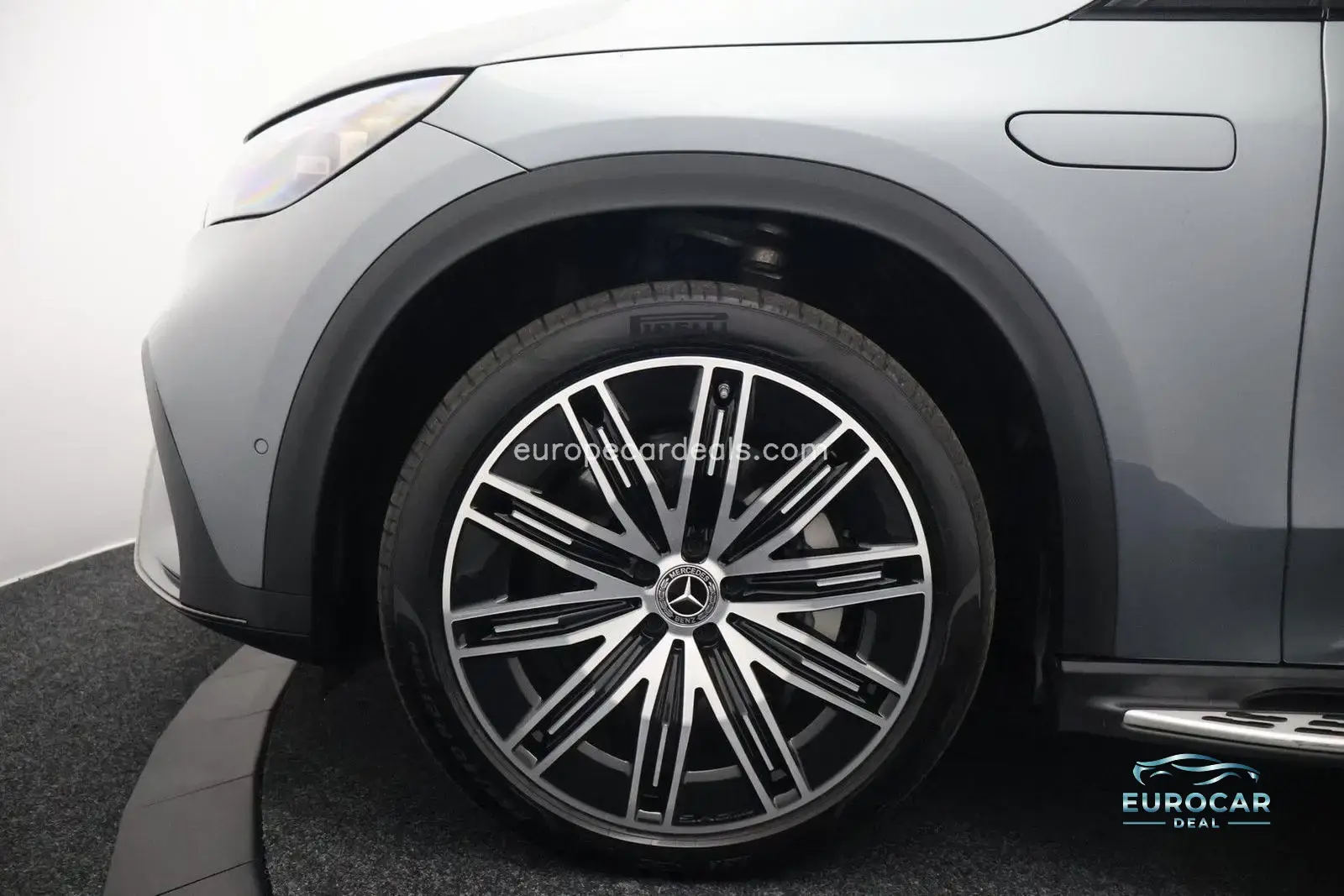 Mercedes-Benz EQE SUV