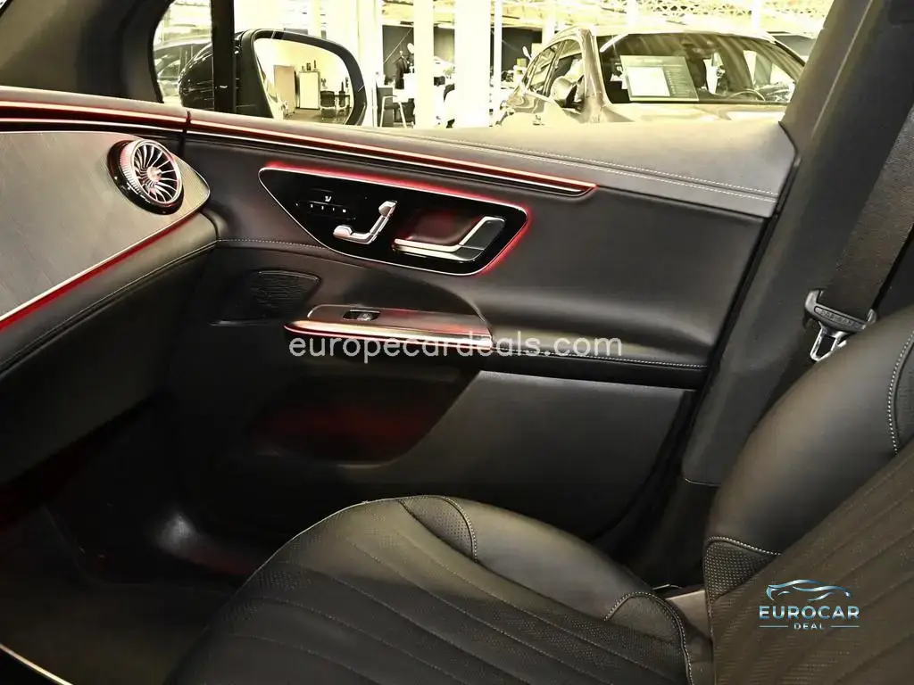 Mercedes-Benz EQE SUV