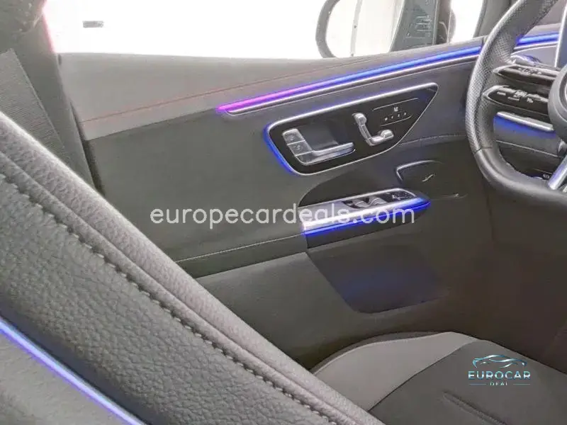 Mercedes-Benz EQE SUV